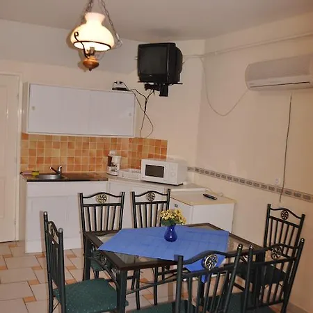 דירה Julius Apartmanhaz *